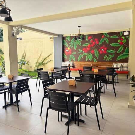 Hotel Rimani 산살바도르 외부 사진